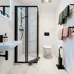 Hotel Vv Hotel&apartments
