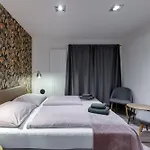 Vv Hotel&apartments Hotel