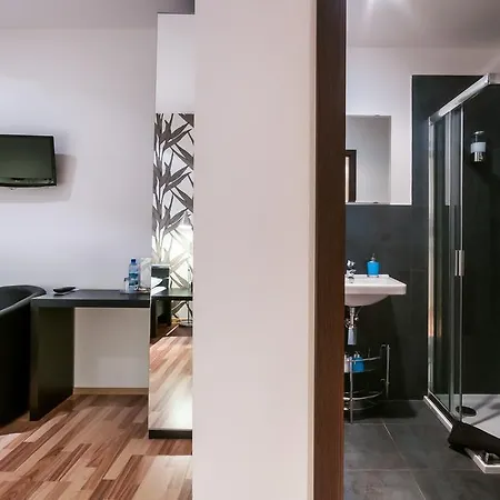Vv Hotel 3*