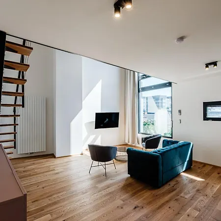Aparthotel Vv & 3*