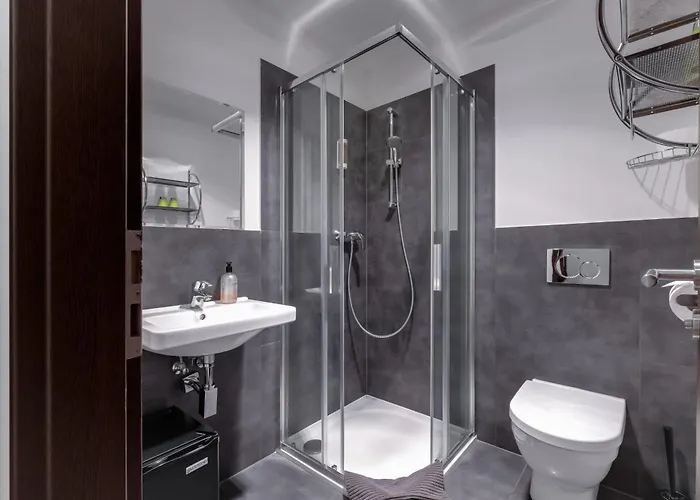 Vv & Hotell 3*