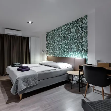 Vv & Hotel